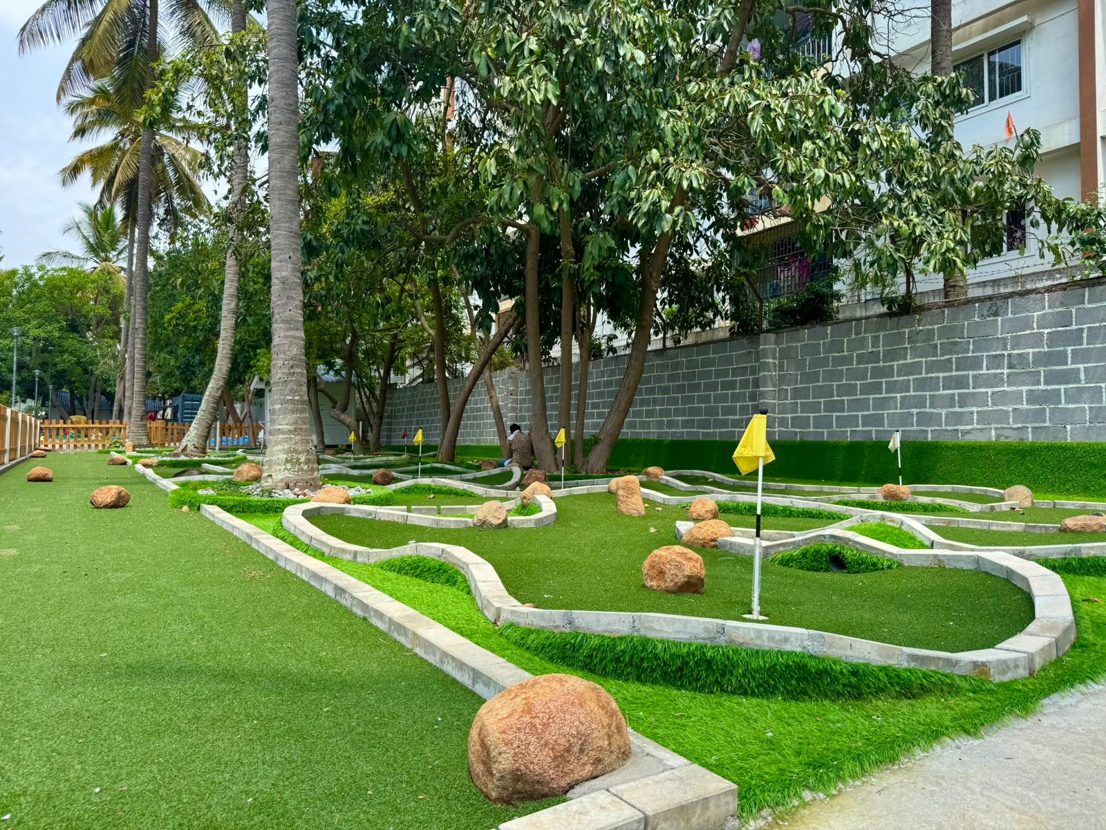 Racketeers — Mini golf course